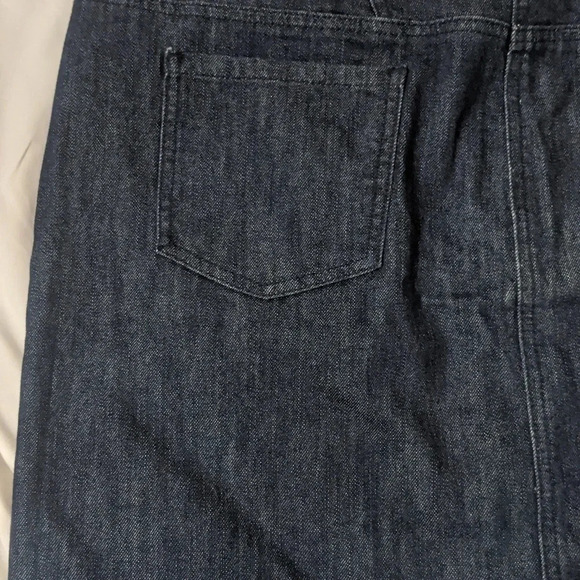 New York & Company Button Down Denim Skirt, Color Blue (Dark Wash) size 18 - Picture 11 of 14